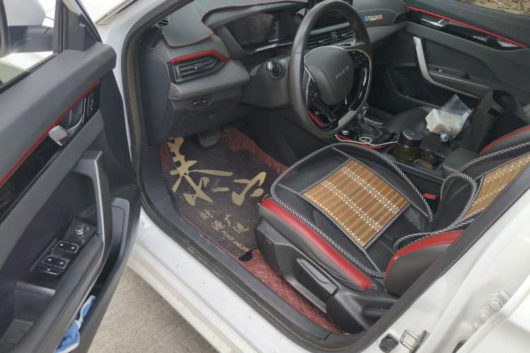 Used Dongfeng Aeolus Yixuan 2021 230T Automatic Zuiqing Edition Driver Seat