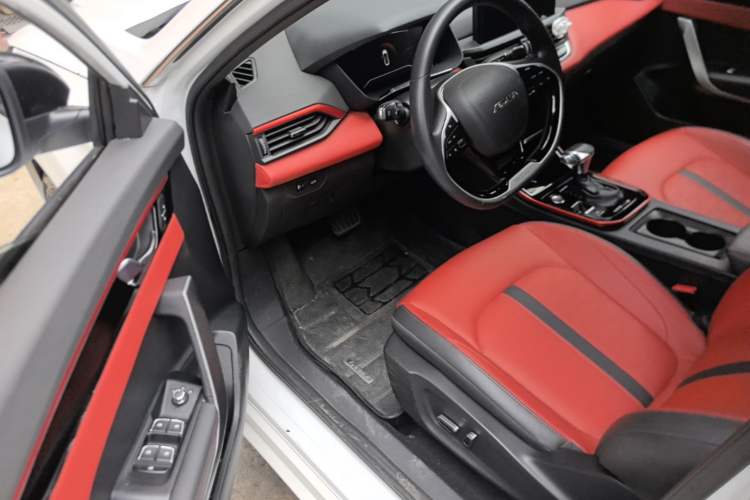 Used Dongfeng Aeolus Yixuan 2021 230T Automatic Hunter Edition Driver Seat