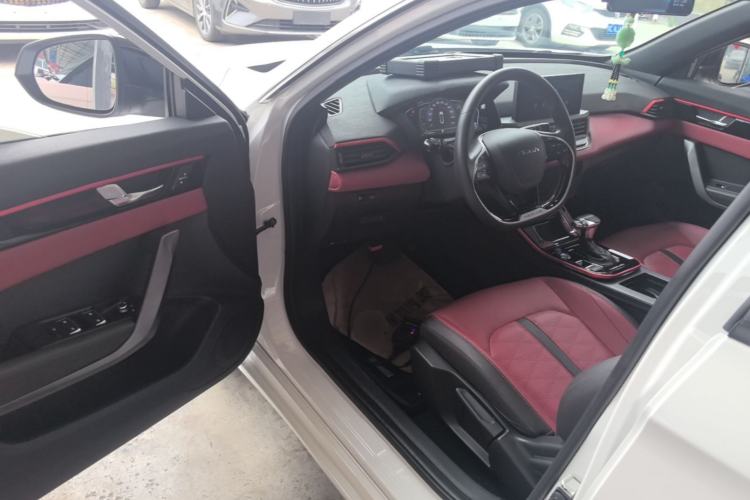Used Dongfeng Aeolus Yixuan 2021 230T Automatic Zuiying Knight Edition Driver Seat