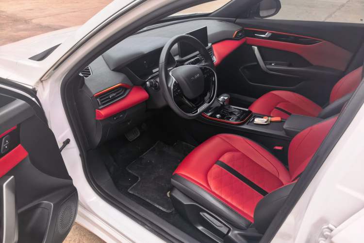 Used Dongfeng Aeolus Yixuan 2021 230T Automatic Zuiying Knight Edition Driver Seat