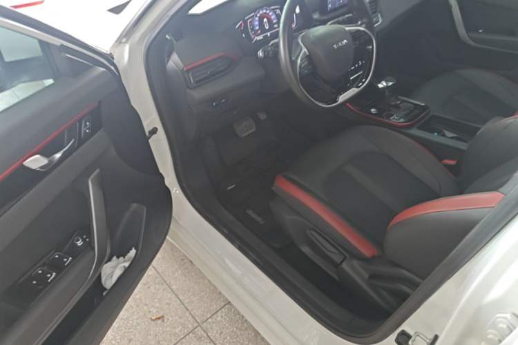 Used Dongfeng Aeolus Yixuan 2021 230T Automatic ZuiFeng Edition Driver Seat
