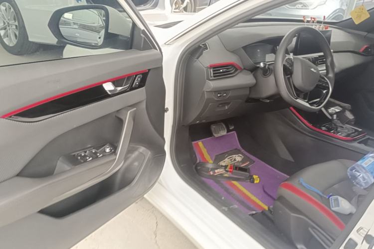 Used Dongfeng Aeolus Yixuan 2021 230T Automatic Zuiqing Edition Driver Seat