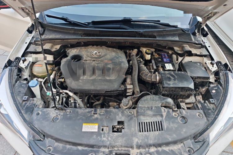 Used Dongfeng Aeolus Yixuan 2021 230T Automatic Zuiying Knight Edition Engine Bay