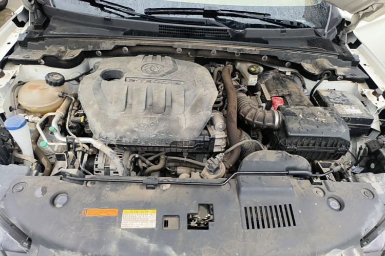 Used Dongfeng Aeolus Yixuan 2021 230T Automatic Hunter Edition Engine Bay