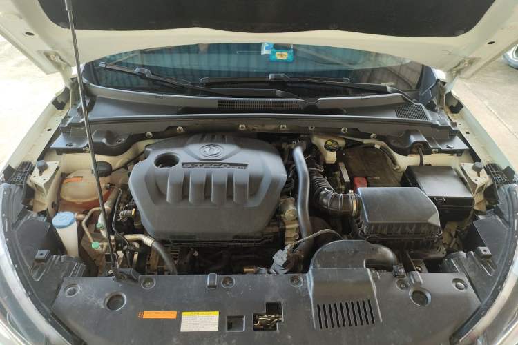Used Dongfeng Aeolus Yixuan 2021 230T Automatic Zuiqing Edition Engine Bay