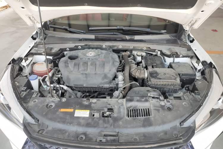 Used Dongfeng Aeolus Yixuan 2021 230T Automatic Zuiying Knight Edition Engine Bay