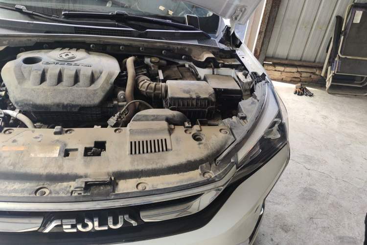 Used Dongfeng Aeolus Yixuan 2021 230T Automatic ZuiFeng Edition Engine Bay Left