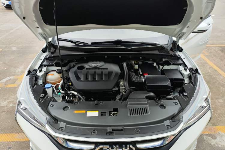 Used Dongfeng Aeolus Yixuan 2021 230T Automatic ZuiFeng Edition Engine Bay