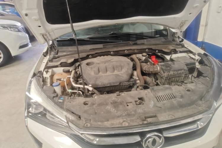 Used Dongfeng Aeolus Yixuan 2021 230T Automatic ZuiFeng Edition Engine Bay Right