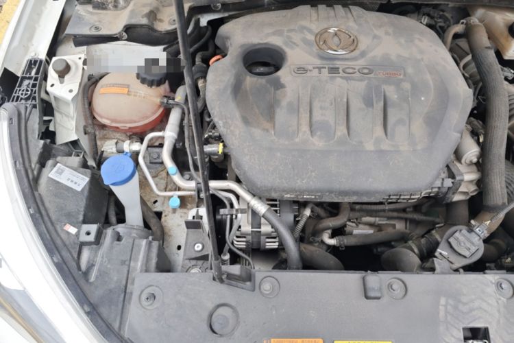 Used Dongfeng Aeolus Yixuan 2021 230T Automatic Glory Edition Engine Bay Right