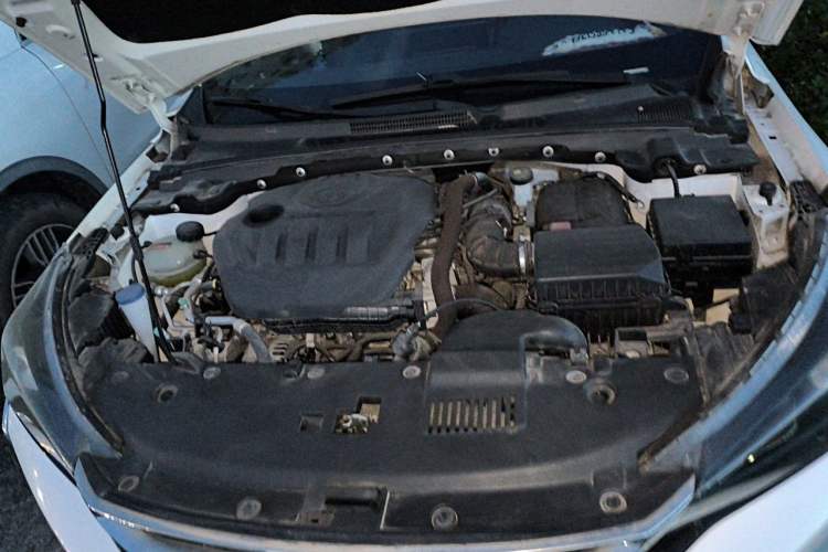 Used Dongfeng Aeolus Yixuan 2021 230T Automatic Zuiqing Edition Engine Bay