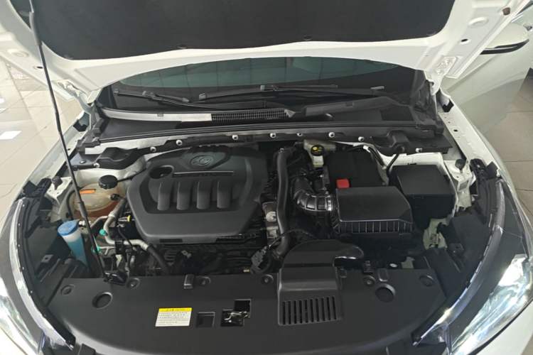 Used Dongfeng Aeolus Yixuan 2021 230T Automatic Zuiqing Edition Engine Bay