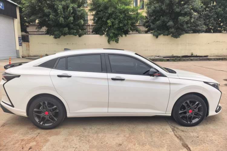 Used Dongfeng Aeolus Yixuan 2021 230T Automatic Zuiying Knight Edition Exterior 1