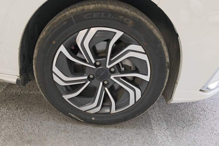 Used Dongfeng Aeolus Yixuan 2021 230T Automatic ZuiFeng Edition Exterior 1