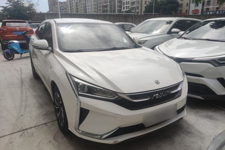 Used Dongfeng Aeolus Yixuan 2021 230T Automatic ZuiFeng Edition Front Right 45 Deg