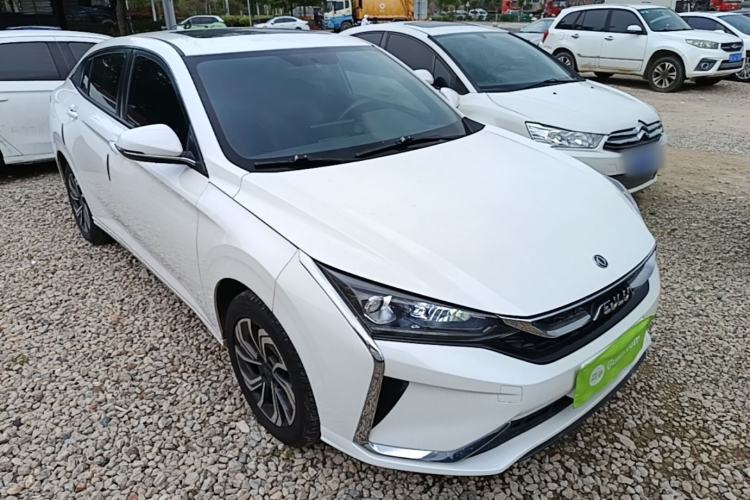 Used Dongfeng Aeolus Yixuan 2021 230T Automatic Glory Edition Front Right 45 Deg