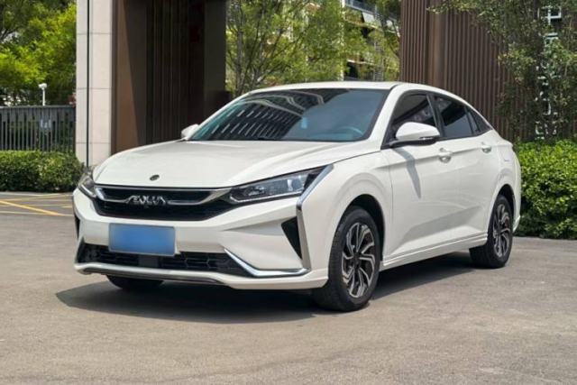 Used Dongfeng Aeolus Yixuan 2021 230T Automatic Glory Edition