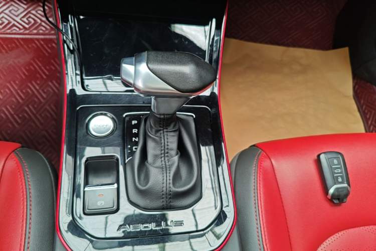 Used Dongfeng Aeolus Yixuan 2021 230T Automatic Hunter Edition Gear Lever