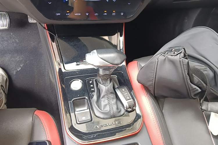 Used Dongfeng Aeolus Yixuan 2021 230T Automatic Chasing Shadow Edition Gear Lever