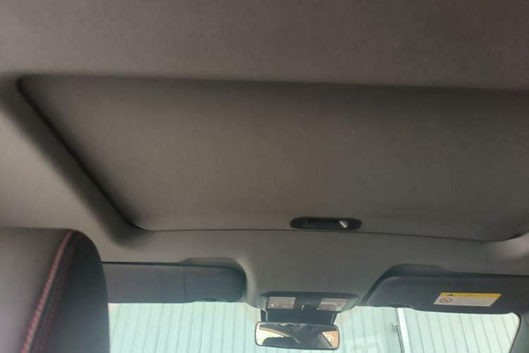 Used Dongfeng Aeolus Yixuan 2021 230T Automatic Hunter Edition Headliner