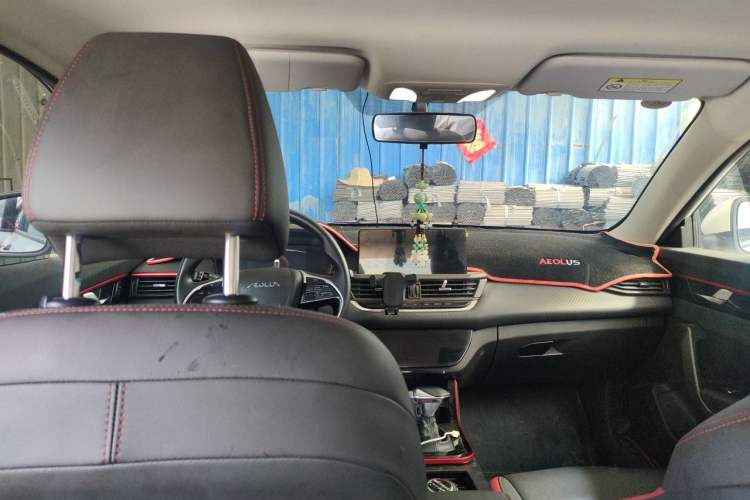 Used Dongfeng Aeolus Yixuan 2021 230T Automatic ZuiFeng Edition Headliner