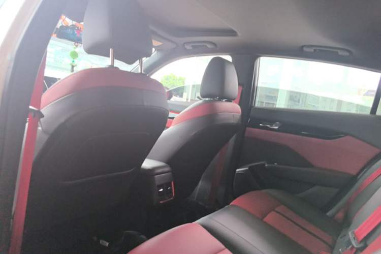 Used Dongfeng Aeolus Yixuan 2021 230T Automatic Zuiying Knight Edition Headliner