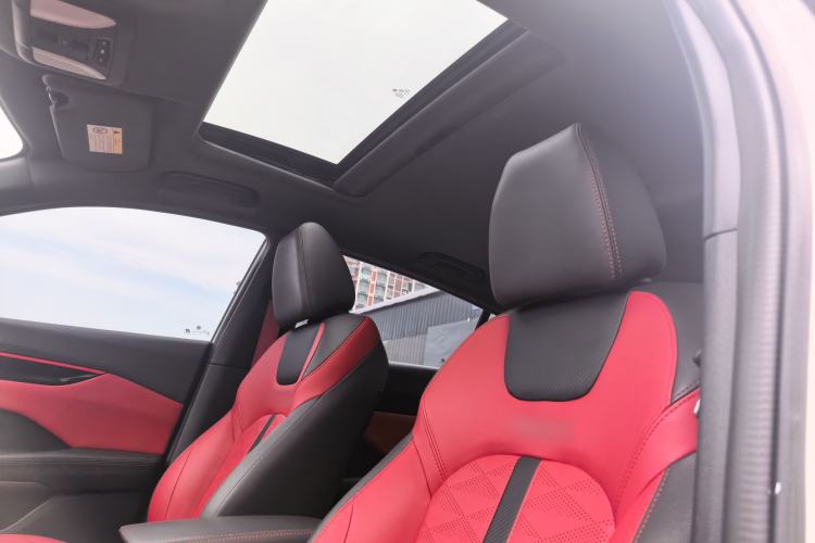 Used Dongfeng Aeolus Yixuan 2021 230T Automatic Zuiying Knight Edition Headliner