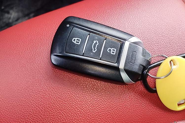 Used Dongfeng Aeolus Yixuan 2021 230T Automatic Hunter Edition Interior 1
