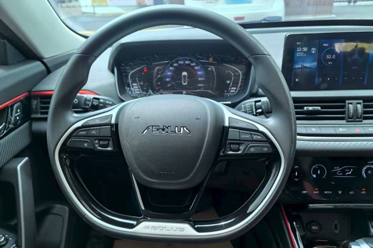 Used Dongfeng Aeolus Yixuan 2021 230T Automatic Glory Edition Interior 2