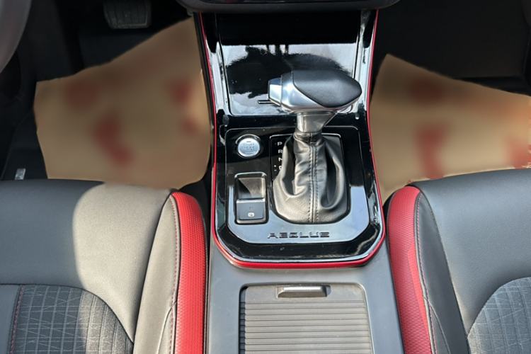 Used Dongfeng Aeolus Yixuan 2021 230T Automatic Zuiqing Edition Interior 4