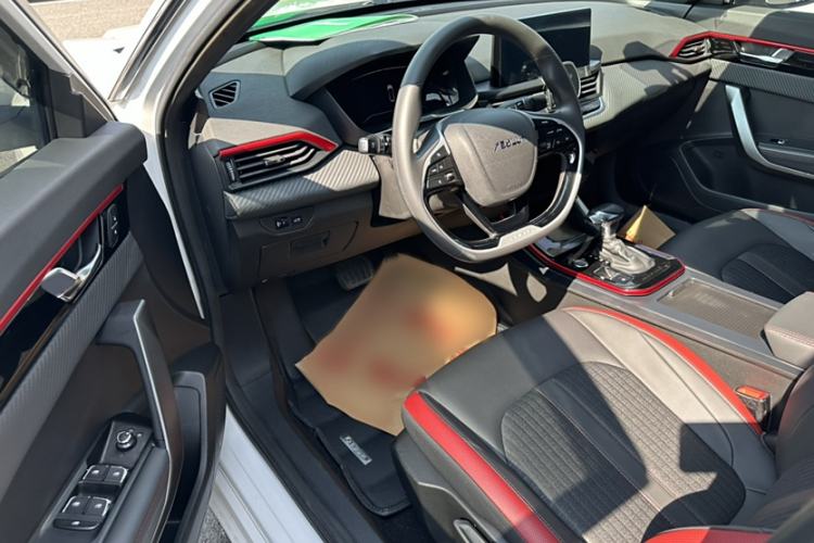 Used Dongfeng Aeolus Yixuan 2021 230T Automatic Zuiqing Edition Interior 5