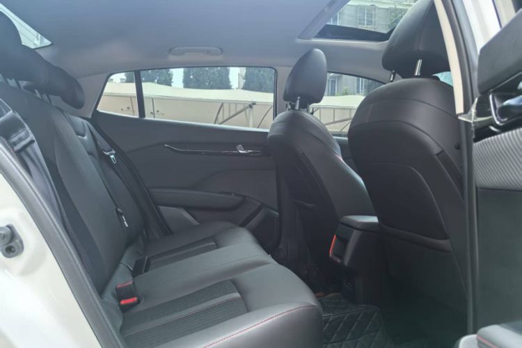Used Dongfeng Aeolus Yixuan 2021 230T Automatic Glory Edition Interior 9