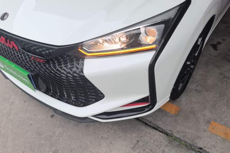 Used Dongfeng Aeolus Yixuan 2021 230T Automatic Zuiying Knight Edition Left Front Headlight