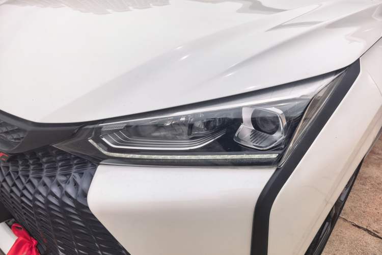 Used Dongfeng Aeolus Yixuan 2021 230T Automatic Zuiying Knight Edition Left Front Headlight