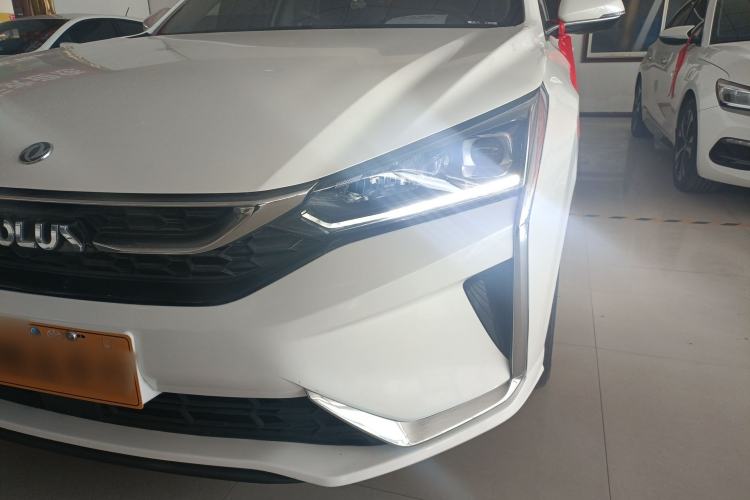Used Dongfeng Aeolus Yixuan 2021 230T Automatic Glory Edition Left Front Headlight