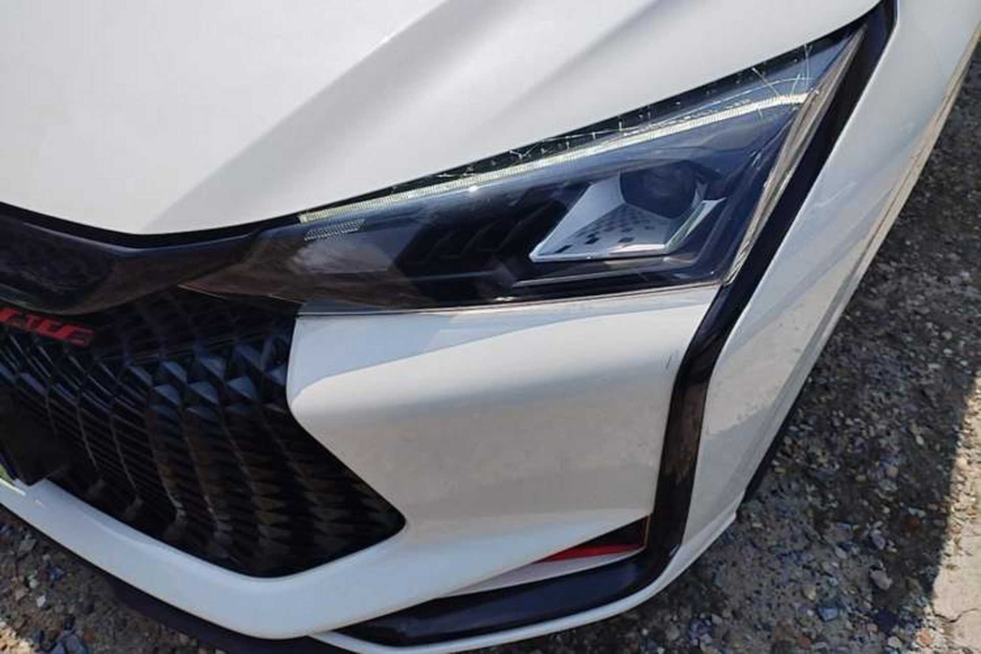 Used Dongfeng Aeolus Yixuan 2021 230T Automatic Hunter Edition Left Front Headlight