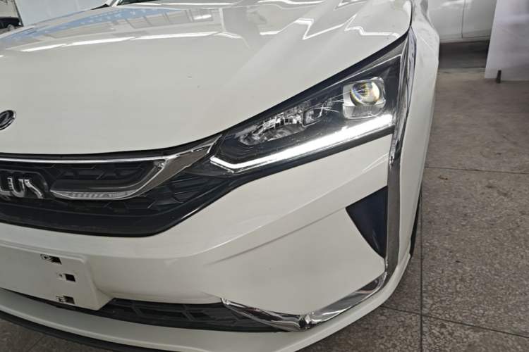 Used Dongfeng Aeolus Yixuan 2021 230T Automatic ZuiFeng Edition Left Front Headlight