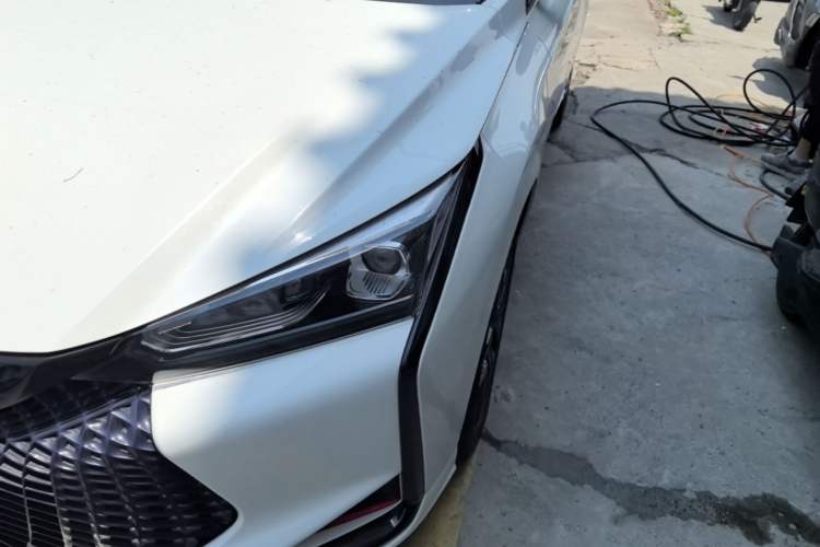 Used Dongfeng Aeolus Yixuan 2021 230T Automatic Zuiying Knight Edition Left Front Headlight