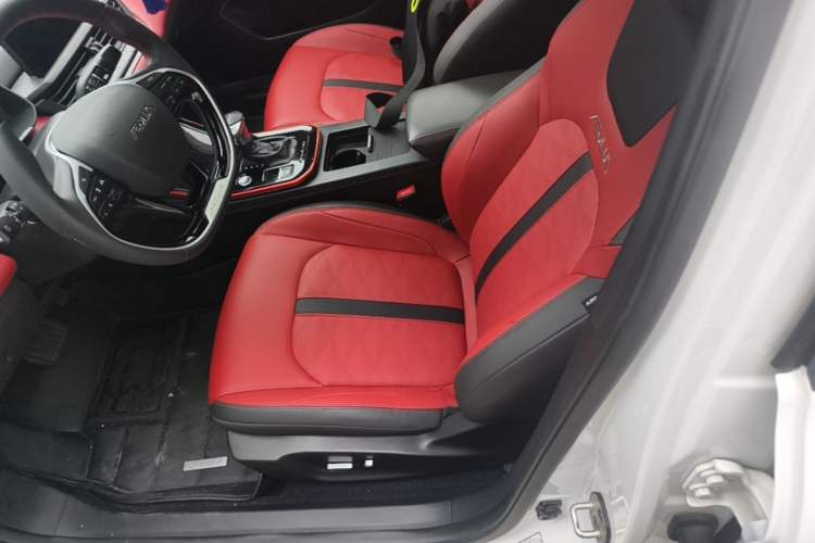 Used Dongfeng Aeolus Yixuan 2021 230T Automatic Dream-Chasing Rider Edition Left Front Seat