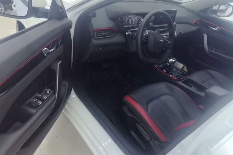 Used Dongfeng Aeolus Yixuan 2021 230T Automatic Chasing Shadow Edition Left Front Seat