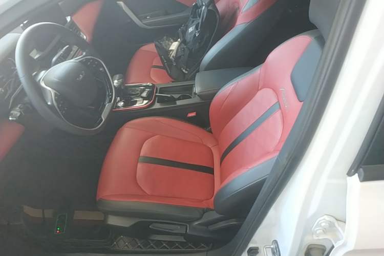 Used Dongfeng Aeolus Yixuan 2021 230T Automatic Zuiying Knight Edition Left Front Seat