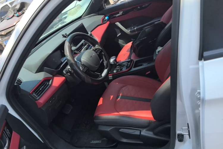 Used Dongfeng Aeolus Yixuan 2021 230T Automatic Zuiying Knight Edition Left Front Seat