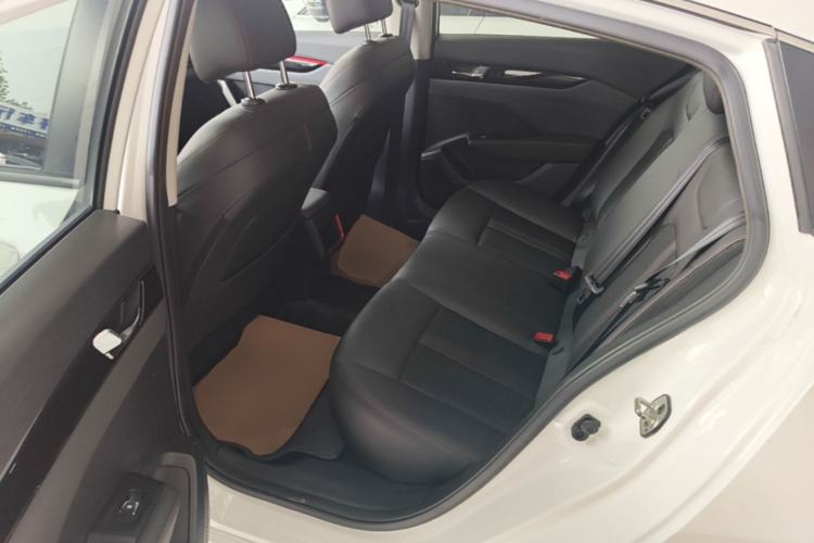 Used Dongfeng Aeolus Yixuan 2021 230T Automatic ZuiFeng Edition Left Rear Seat