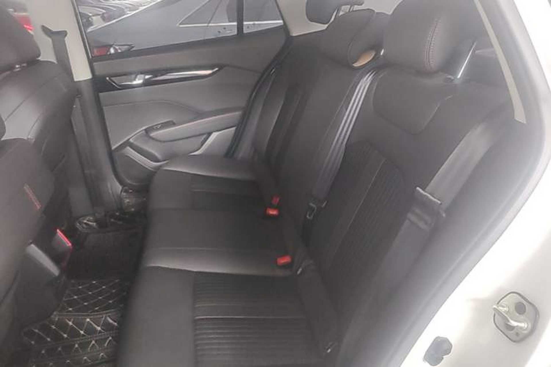 Used Dongfeng Aeolus Yixuan 2021 230T Automatic ZuiFeng Edition Left Rear Seat
