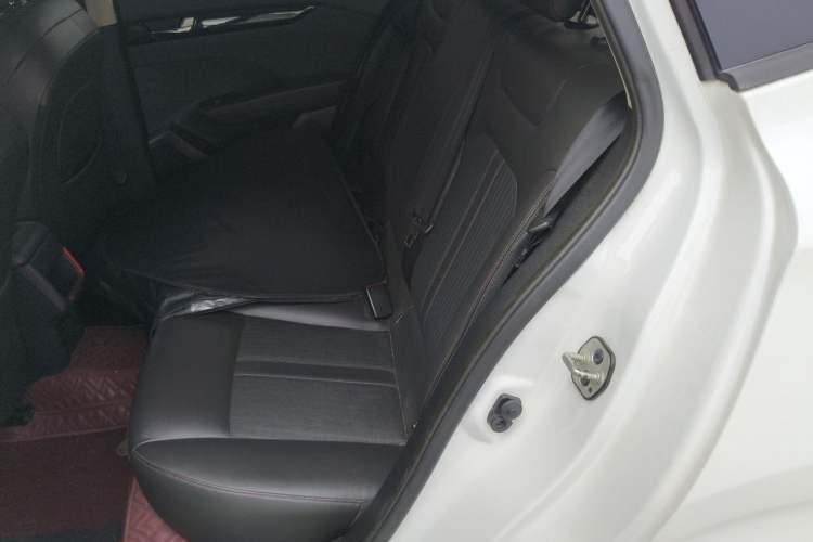 Used Dongfeng Aeolus Yixuan 2021 230T Automatic Zuiqing Edition Left Rear Seat
