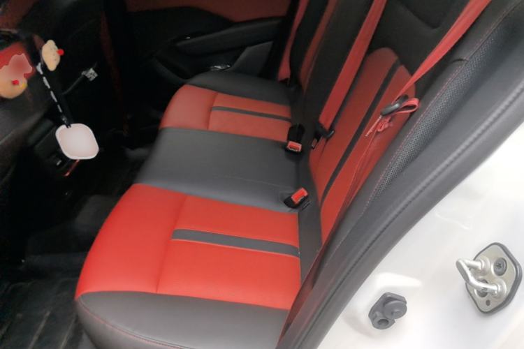 Used Dongfeng Aeolus Yixuan 2021 230T Automatic Hunter Edition Left Rear Seat