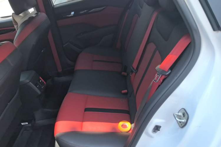 Used Dongfeng Aeolus Yixuan 2021 230T Automatic Zuiying Knight Edition Left Rear Seat