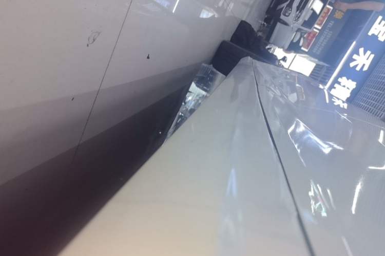 Used Dongfeng Aeolus Yixuan 2021 230T Automatic Chasing Shadow Edition Left Side Sill