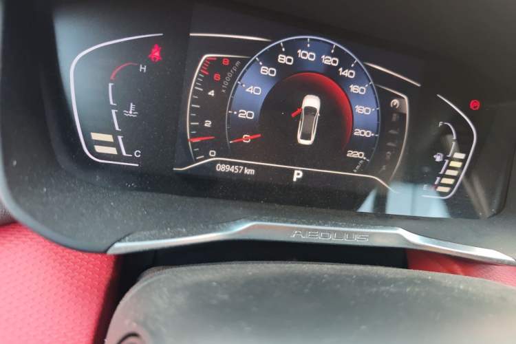 Used Dongfeng Aeolus Yixuan 2021 230T Automatic Zuiying Knight Edition Odometer Close Up