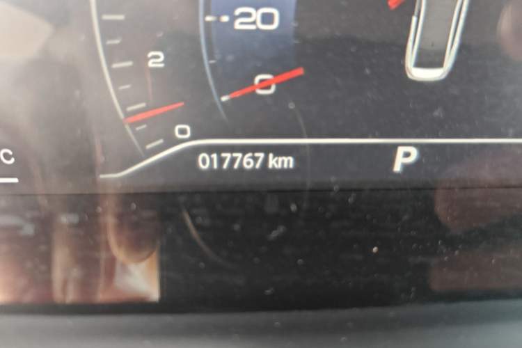 Used Dongfeng Aeolus Yixuan 2021 230T Automatic ZuiFeng Edition Odometer Close Up